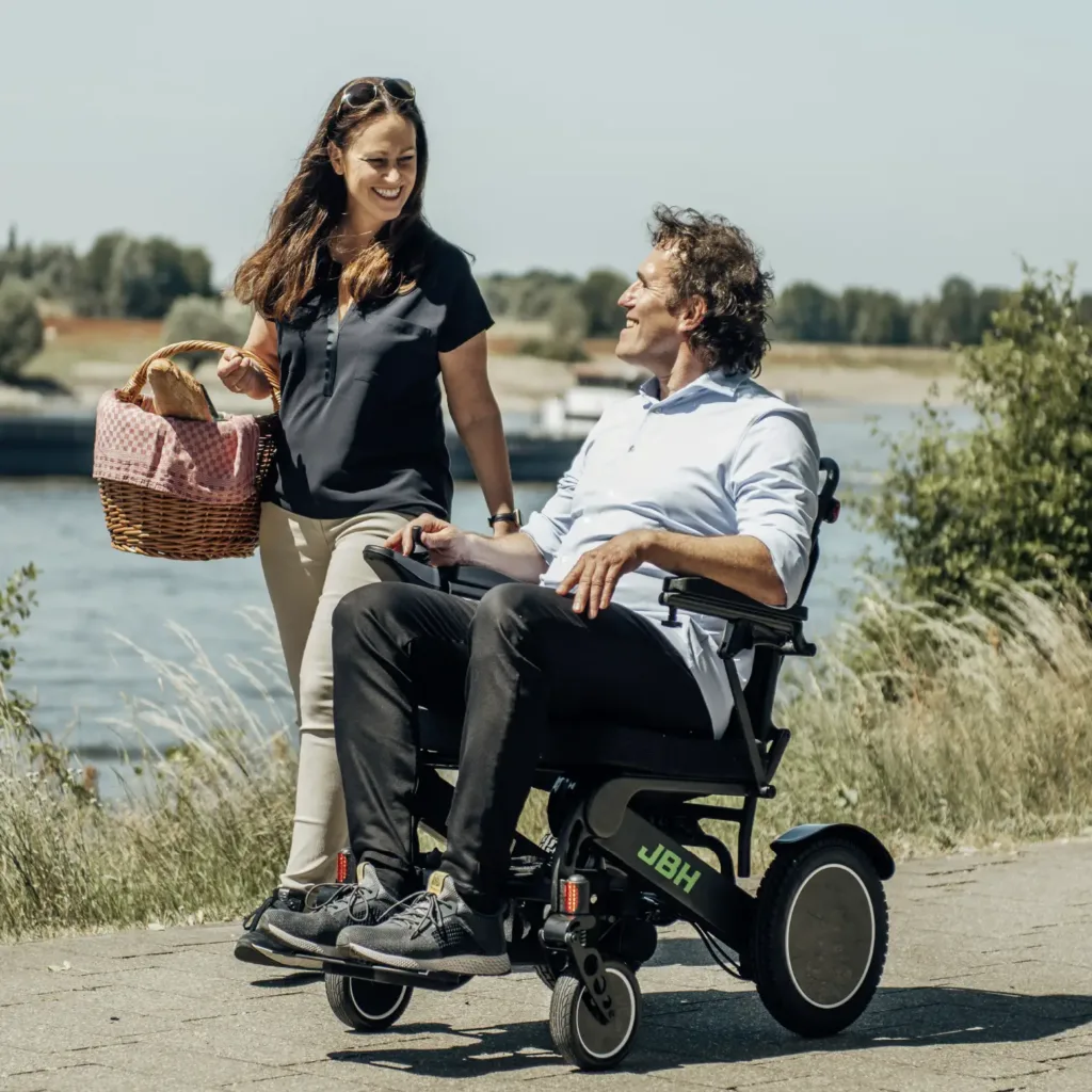 ergoflix JBH kraftvoller leichter Elektrorollstuhl