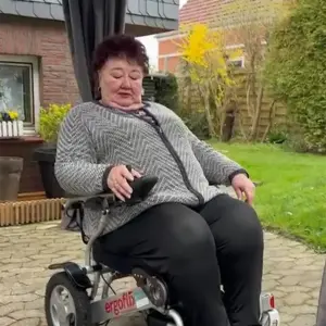 Roswita im Interview Elektrorollstuhl von der Krankenkasse